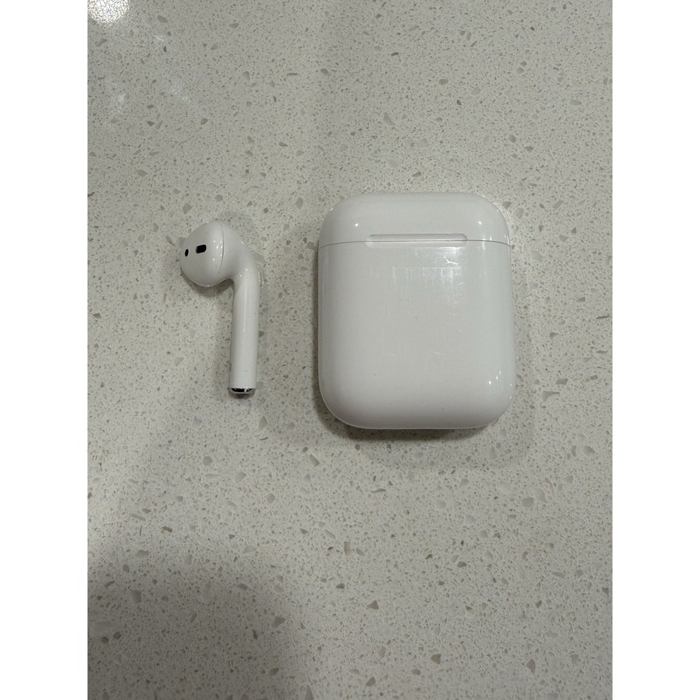 OEM Apple AirPods 2nd Generation AirPod Right Ear Only A2031 With Case